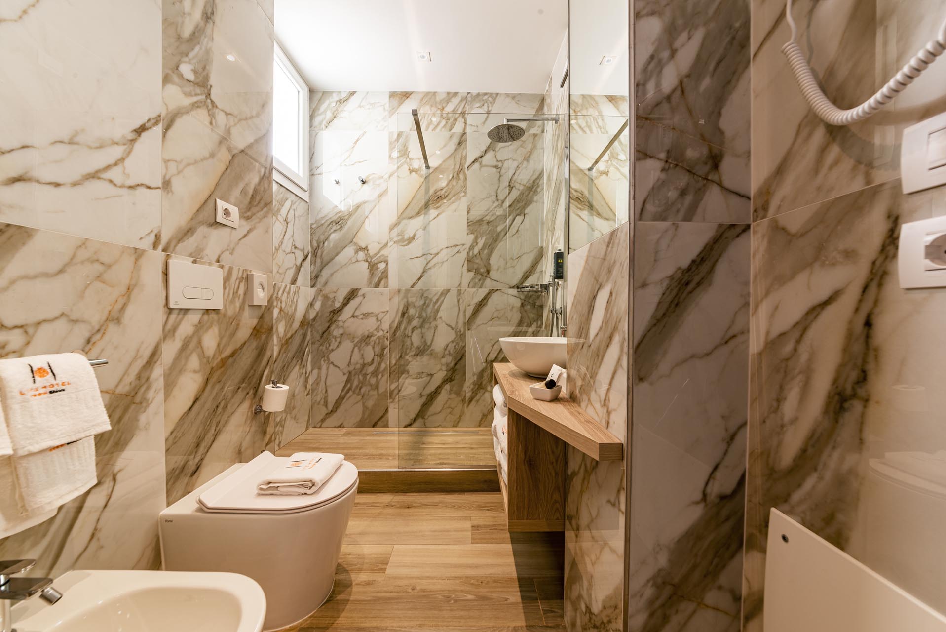 Rooms & Suites 234 DSC2730