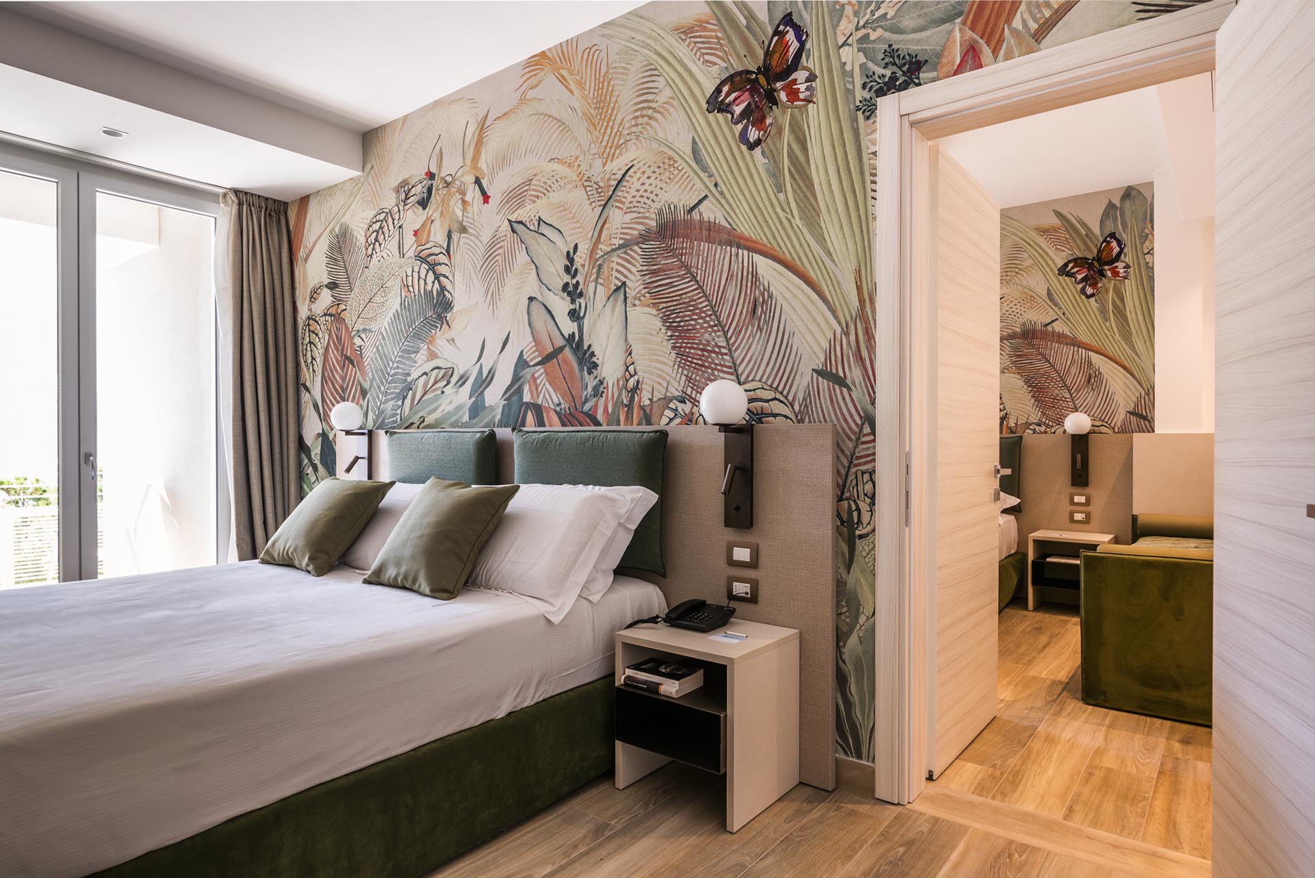 Rooms & Suites 353 LIFE ROOM VERDE APT 10