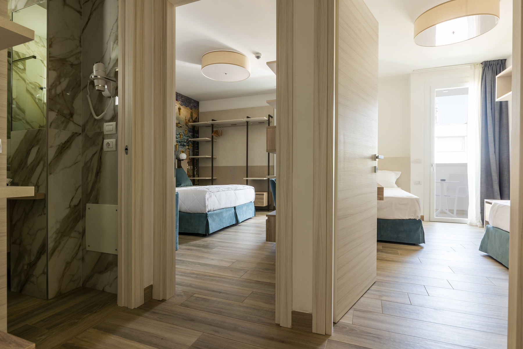 Rooms & Suites 230 FAMILY SUITE DSC2746